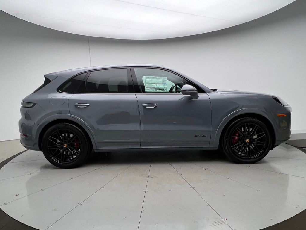 Thumbnail: 2026 Porsche Cayenne - 23