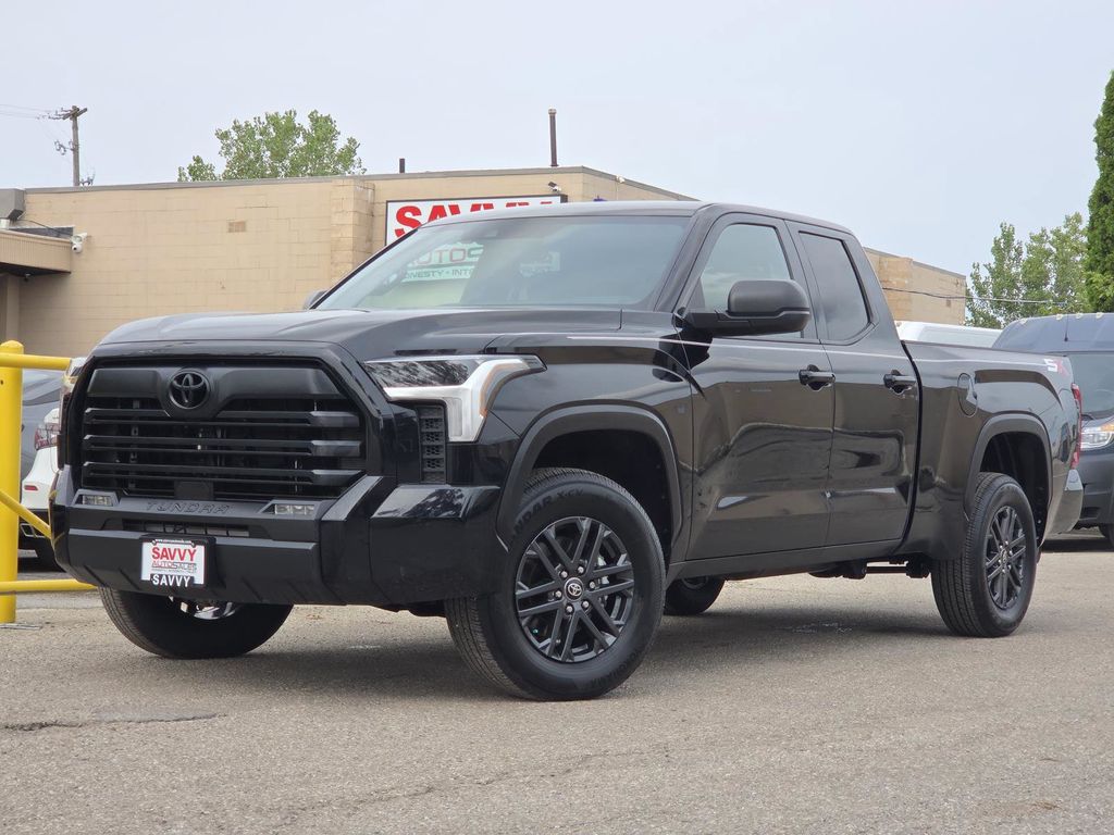 2025 Toyota Tundra SR5 Double Cab 4WD