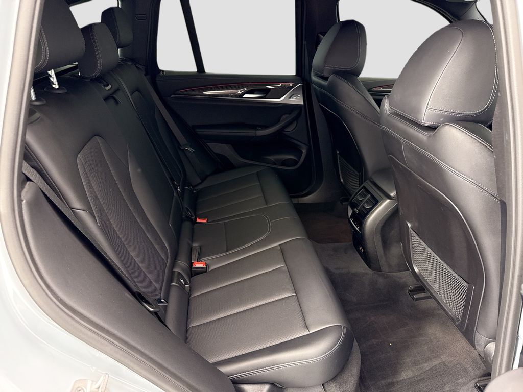 Thumbnail: 2024 BMW X3 - 21