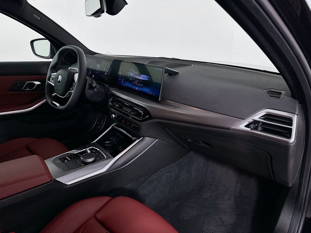 Thumbnail: 2025 BMW 3 Series - 30