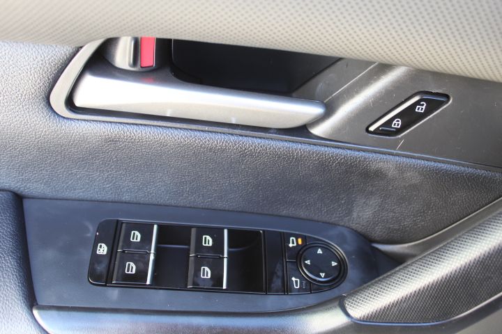 Used Car 2024 Mazda Cx-50  2.5 S Preferred Package For Sale Under $25,000 In Georgetown, Texas