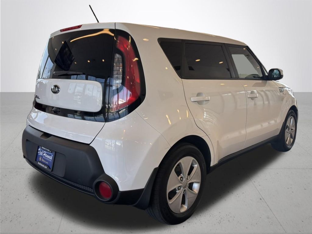 2016 Kia Soul Base