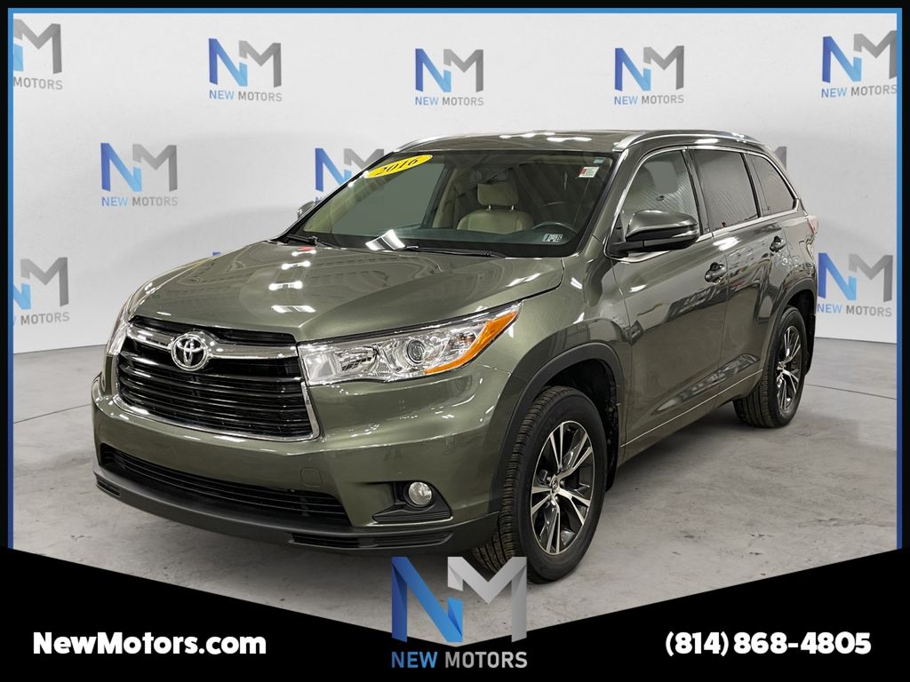 Jade Metallic 2016 Toyota Highlander XLE AWD SUV / Crossover All-Wheel Drive 6-Speed Automatic Overdrive