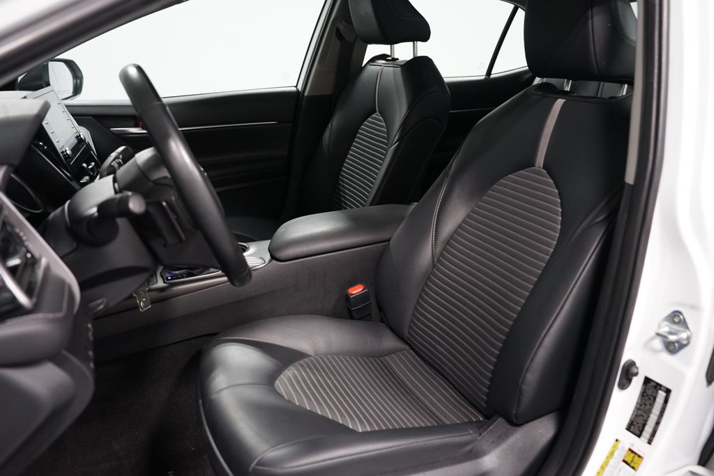 Thumbnail: 2024 Toyota Camry - 6