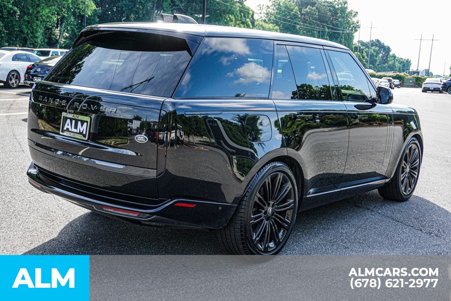 Used 2023 Black Land Rover SE image 6