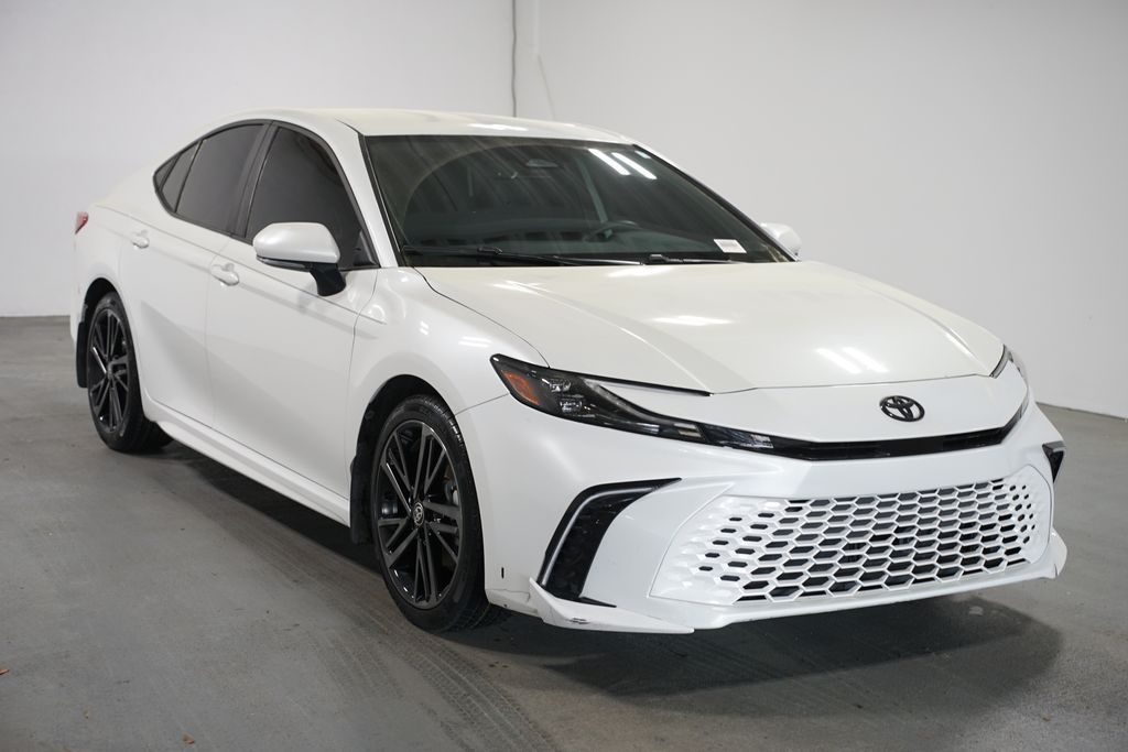 Thumbnail: 2025 Toyota Camry - 3