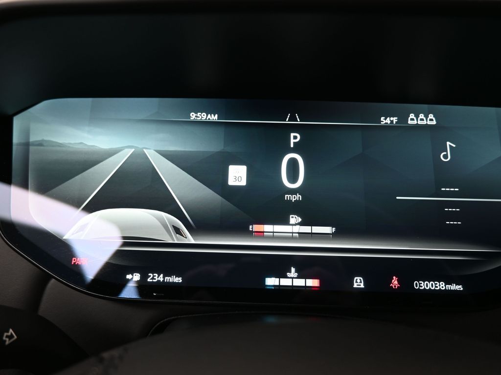 Used 2024 Black Land Rover Dynamic SE image 11