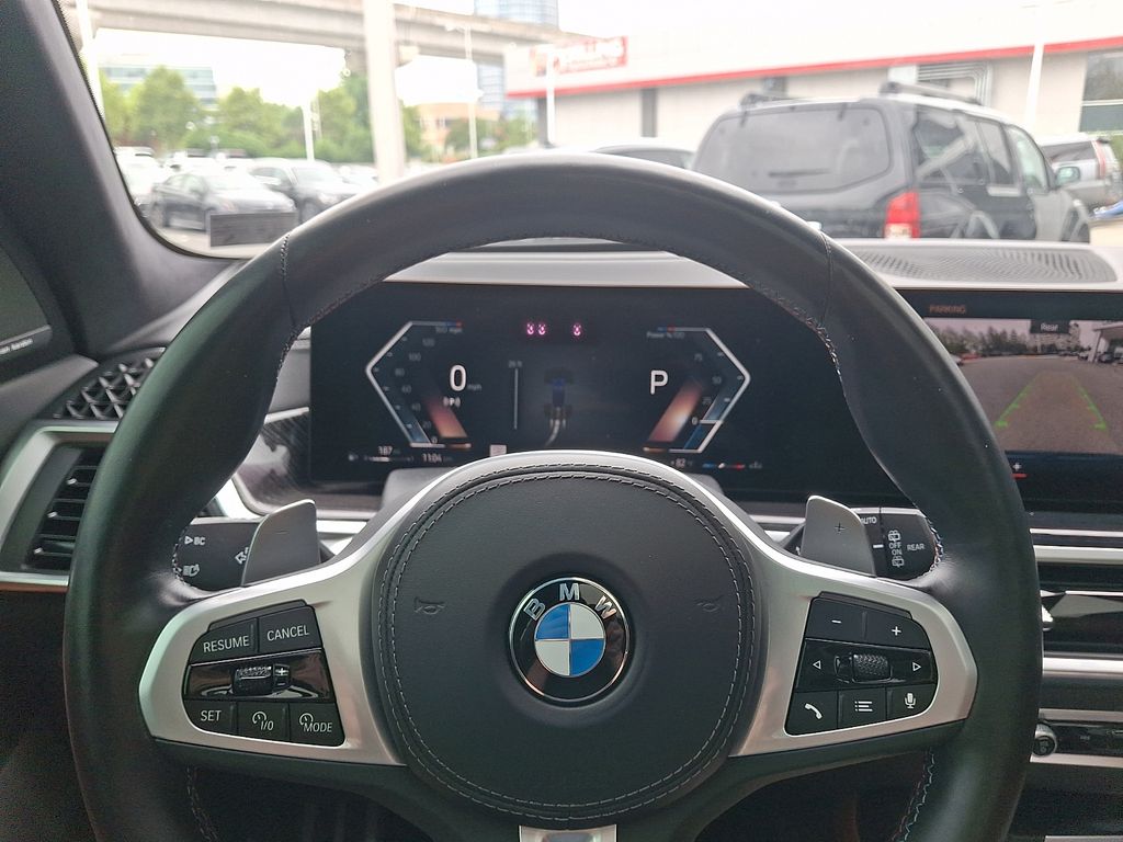 Thumbnail: 2023 BMW X7 - 19