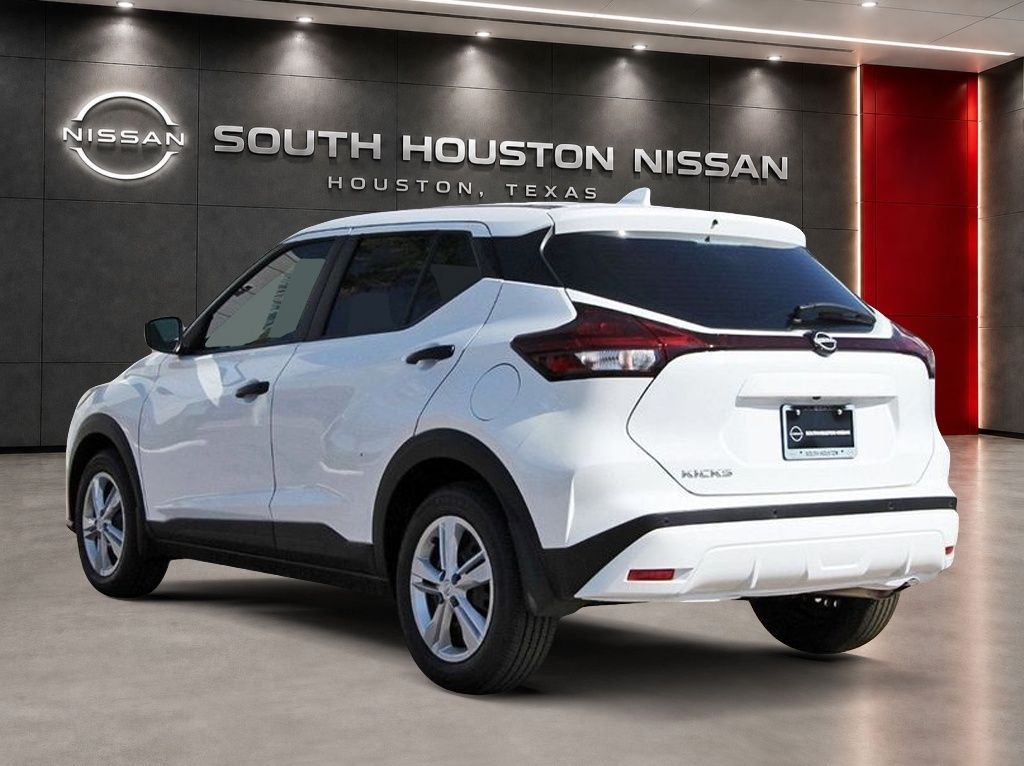 2025 Nissan Kicks Play S - 2