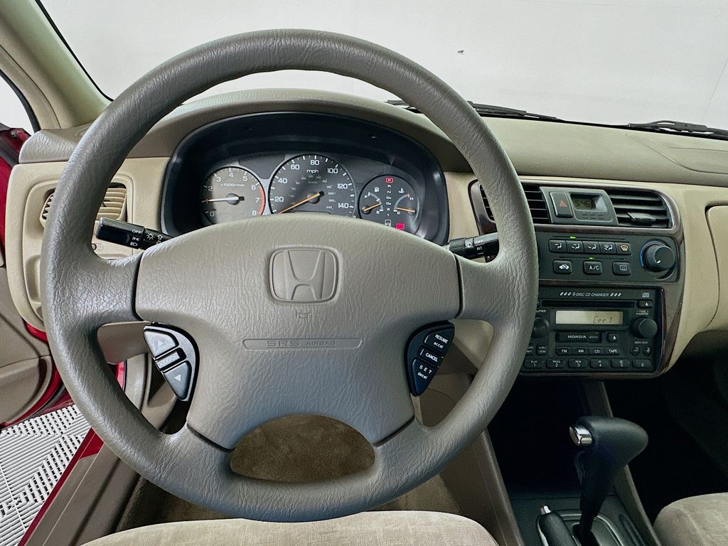 Thumbnail: 2002 Honda Accord - 11
