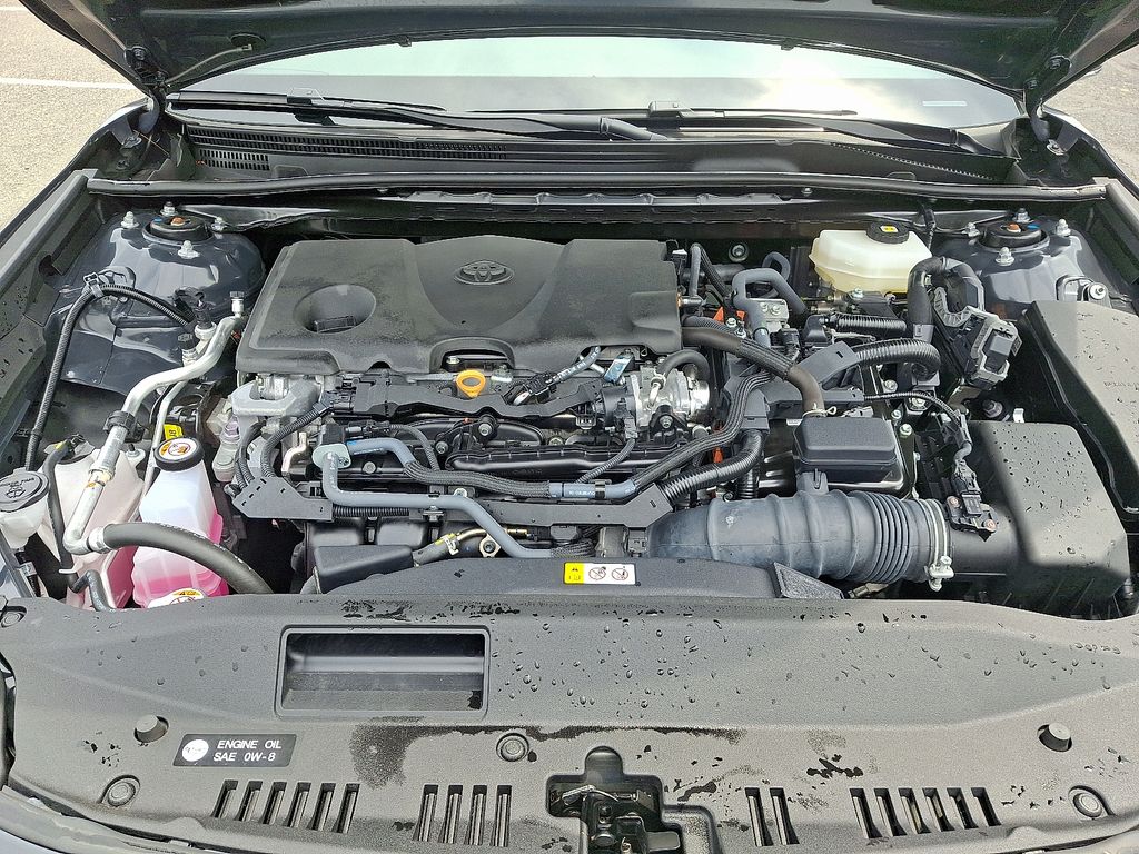 2025 Toyota Camry SE 29