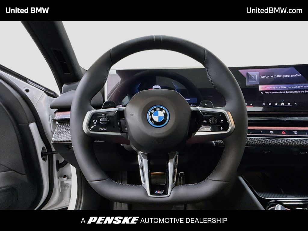 Thumbnail: 2027 BMW 5 Series - 6