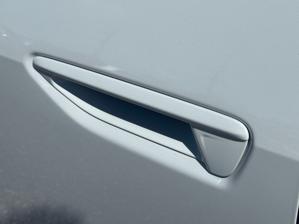 New 2025 White Audi 2.0T Premium image 36