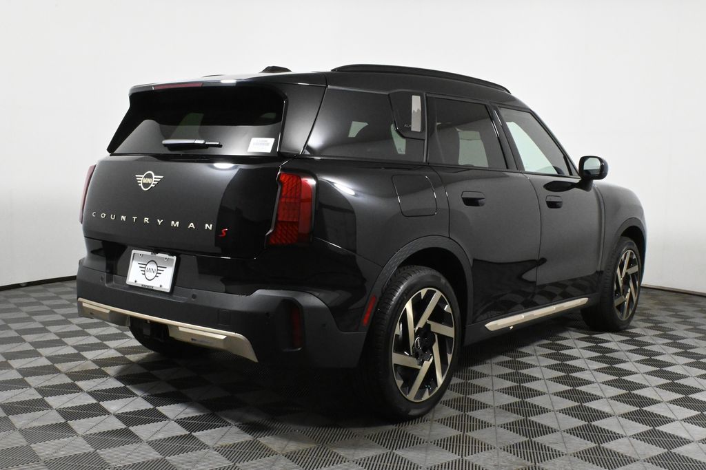 2025 MINI Cooper Countryman Base 7