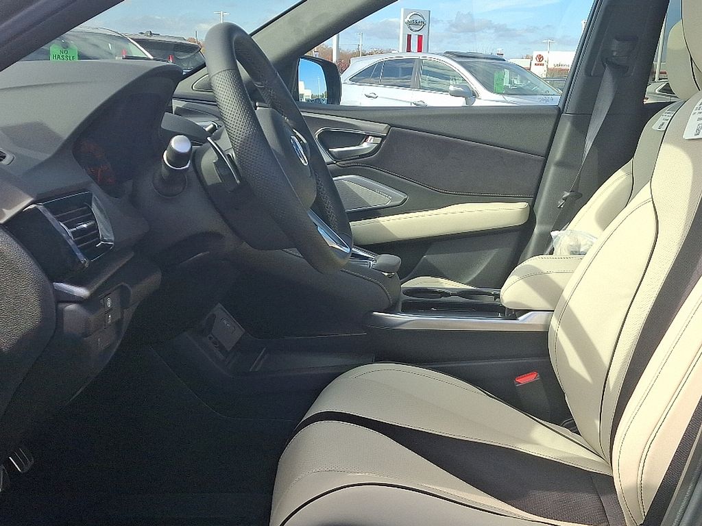 Thumbnail: 2026 Acura RDX - 8