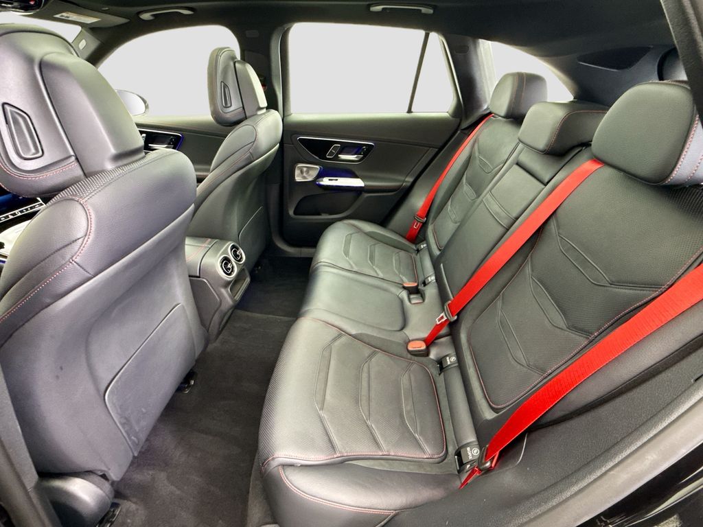 Thumbnail: 2025 Mercedes-Benz GLC - 20