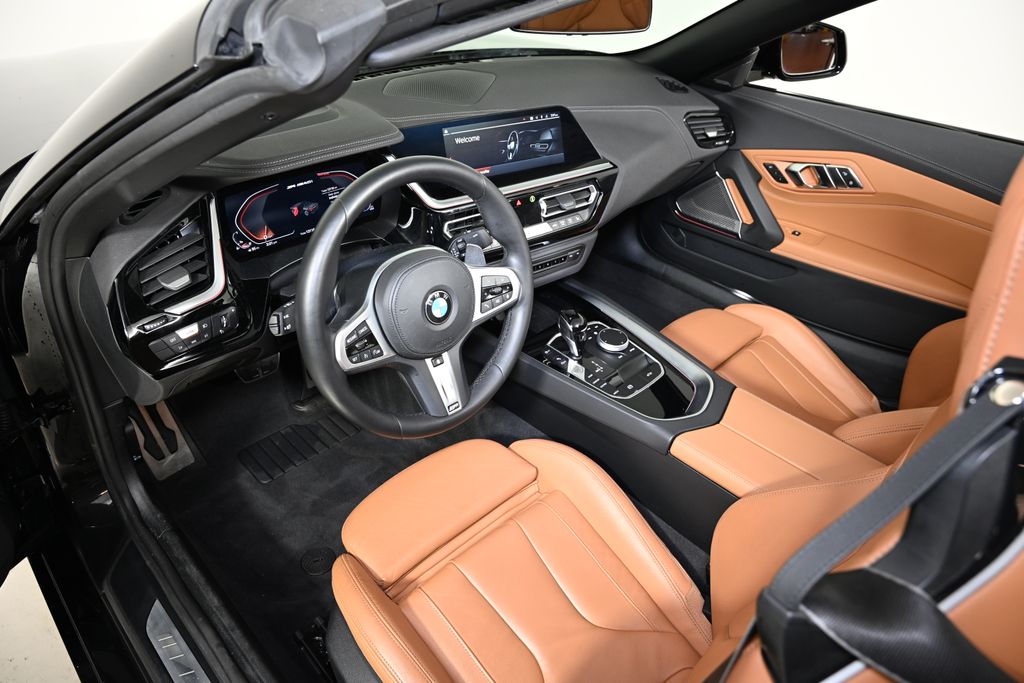 Thumbnail: 2024 BMW Z4 - 24