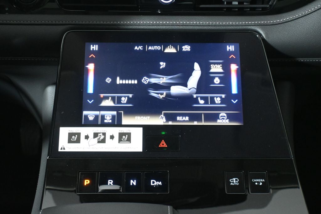 Thumbnail: 2026 INFINITI QX80 - 18