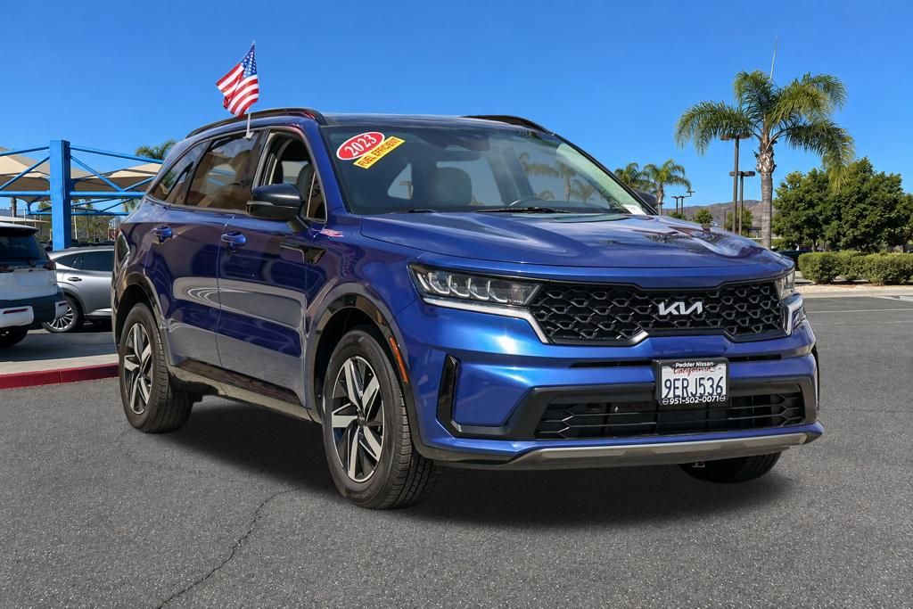 Sapphire Blue 2023 Kia Sorento SUV / Crossover Front-Wheel Drive 8-Speed Automatic