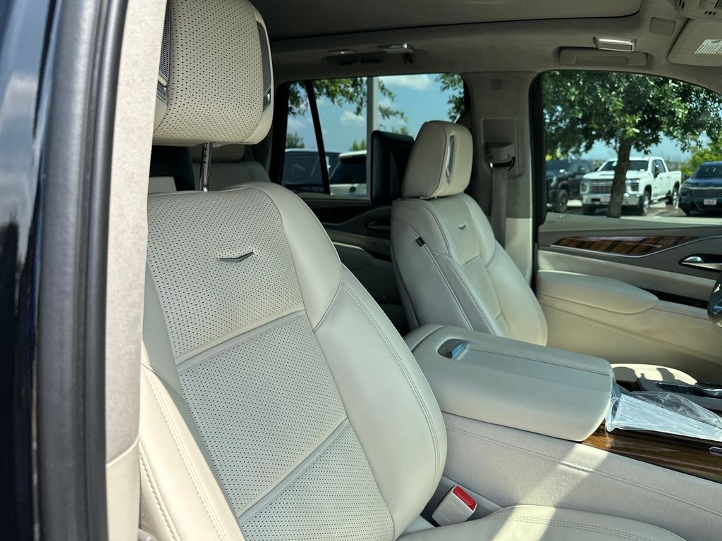 Used Car 2022 Cadillac Escalade  Sport Platinum For Sale Under $70,000 In Austin, Texas