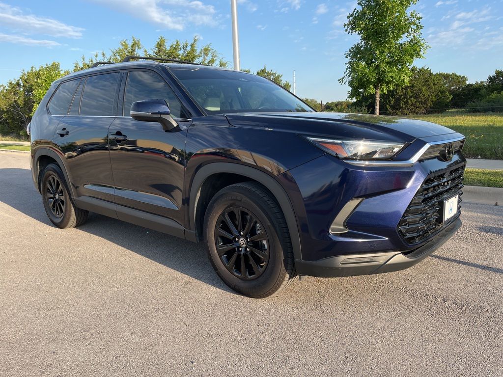 2024 Toyota Grand Highlander XLE 2