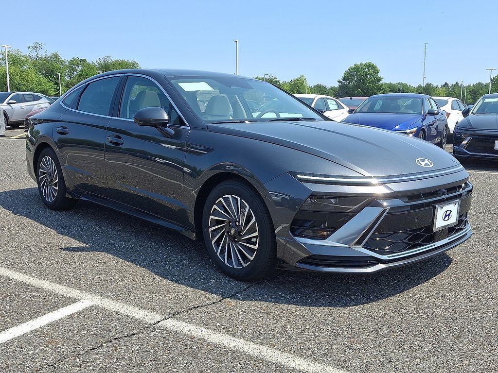 Thumbnail: 2025 Hyundai Sonata - 2