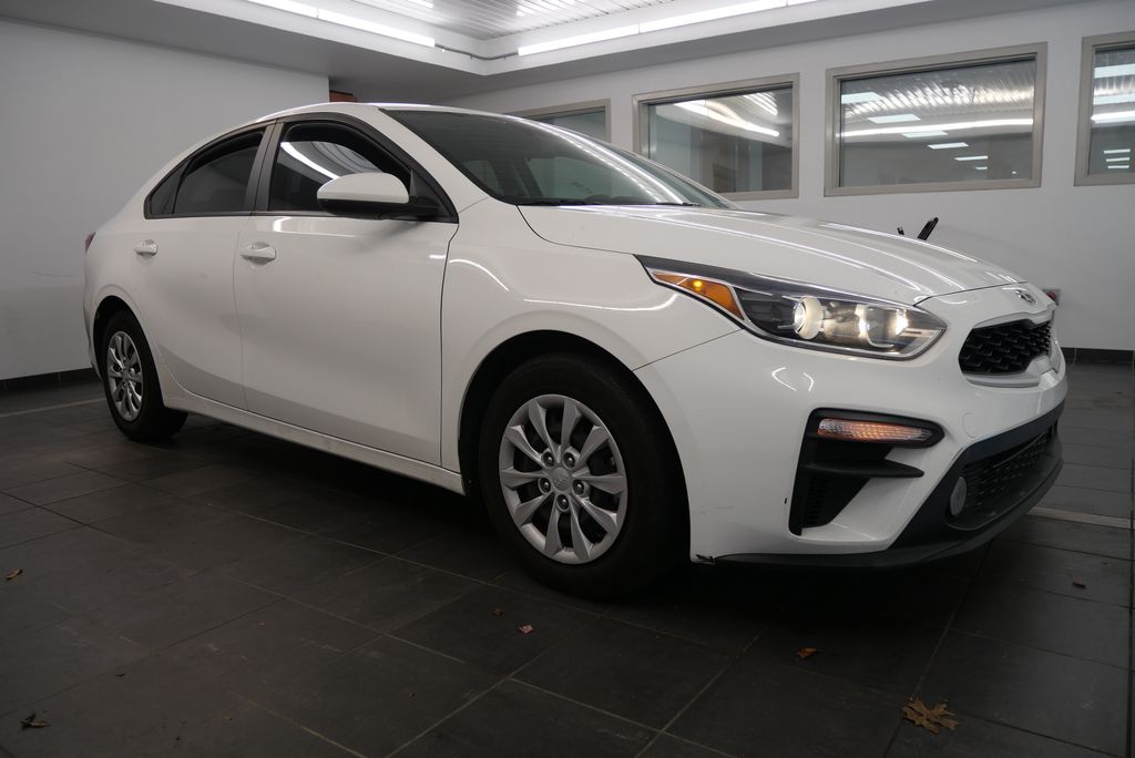 2021 Kia Forte FE 8