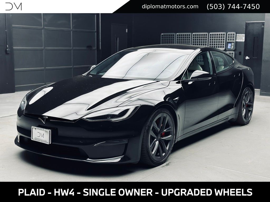 Black 2024 Tesla Model S Sedan All-Wheel Drive 1-Speed Automatic