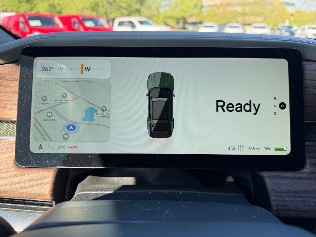 2023 Rivian R1S Adventure