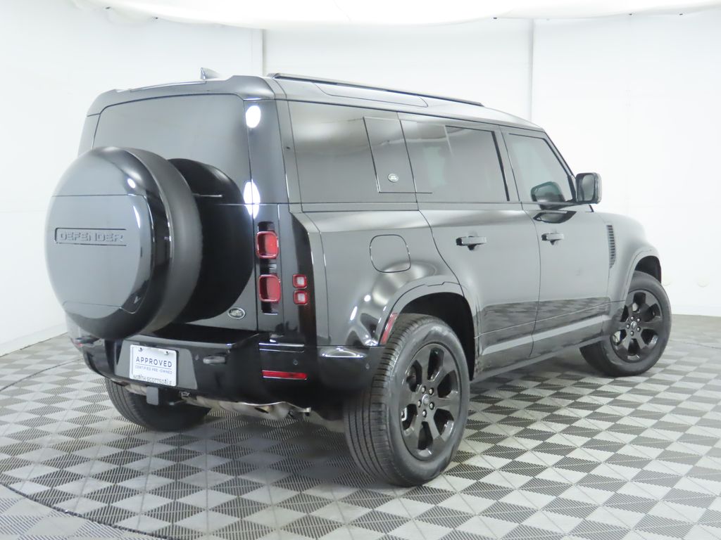 Thumbnail: 2023 Land Rover Defender - 5