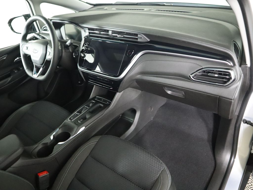 Thumbnail: 2023 Chevrolet Bolt EV - 17
