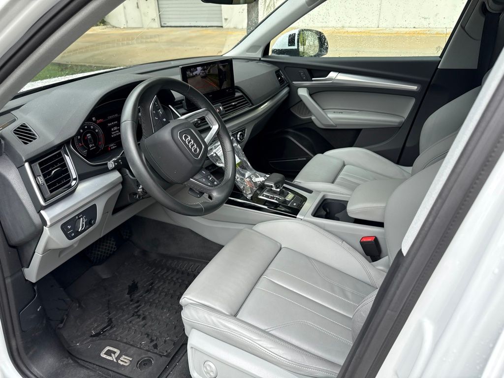 Used 2024 White Audi 45 S line Premium image 17