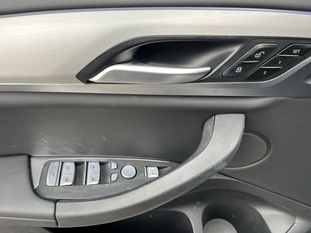 Thumbnail: 2023 BMW X3 - 13