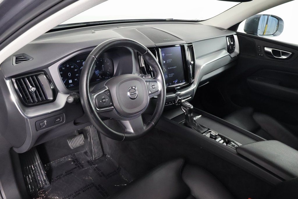 Thumbnail: 2019 Volvo XC60 - 7