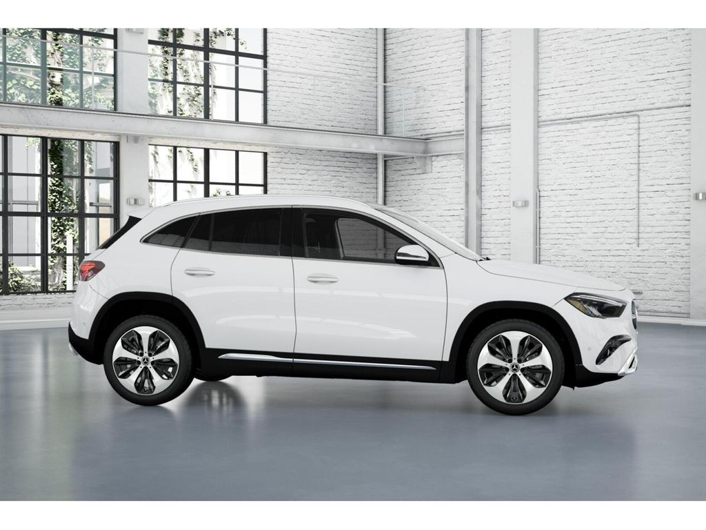 2025 Mercedes-Benz GLA 250 4MATIC 15