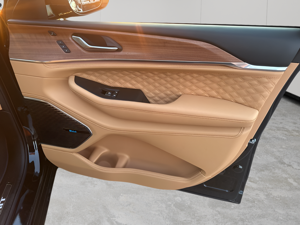 New Car 2025 Jeep Grand Cherokee L  Summit For Sale Under $70,000 In Austin, Texas