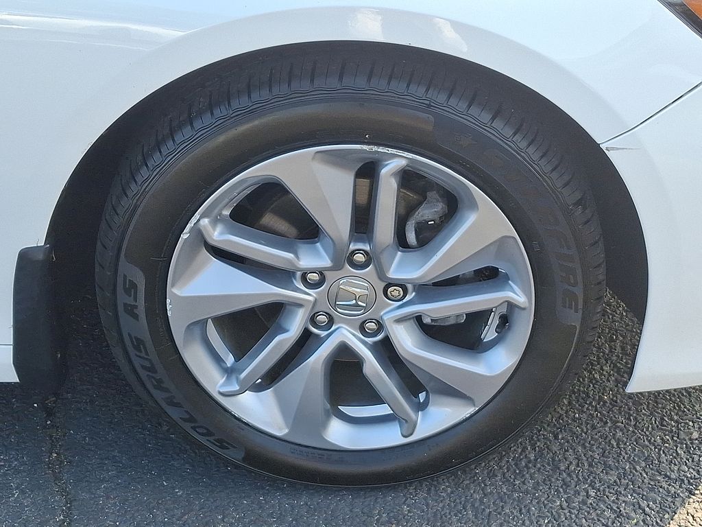 2020 Honda Accord LX 8