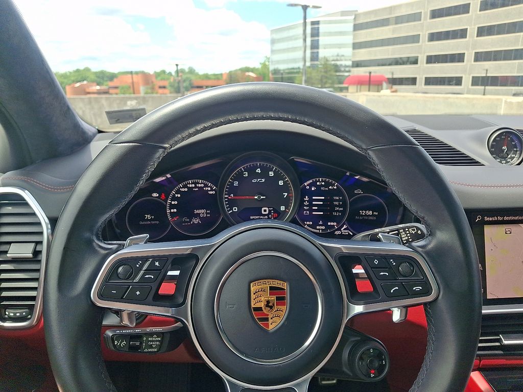 Thumbnail: 2023 Porsche Cayenne - 23
