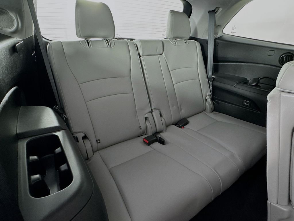 Used Car 2019 Honda Pilot  Touring For Sale Under $25,000 In Austin, Texas
