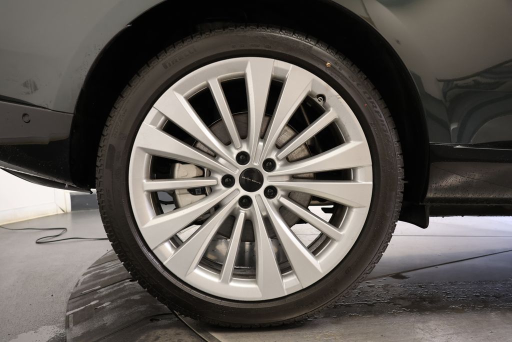 Thumbnail: 2026 Land Rover Range Rover - 11