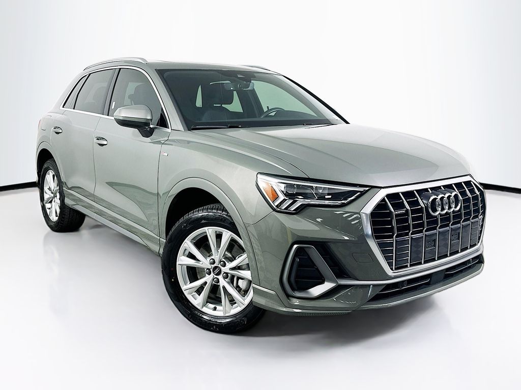 2024 Audi Q3 Premium