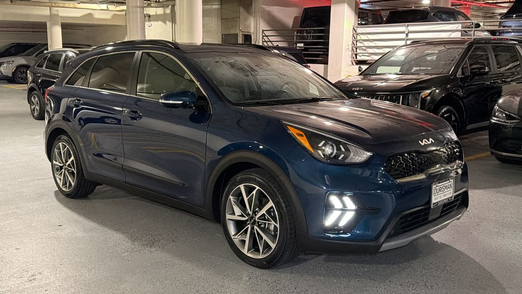 Deep Cerulean 2022 Kia Niro SUV / Crossover Front-Wheel Drive 6-Speed Automatic