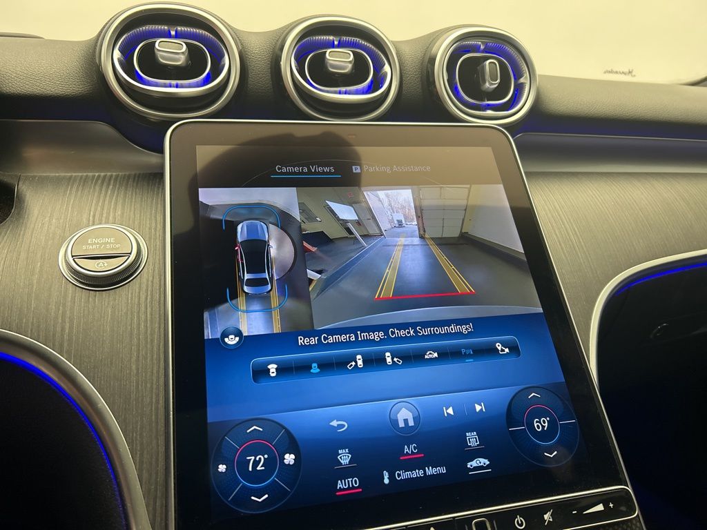 Thumbnail: 2022 Mercedes-Benz C-Class - 17