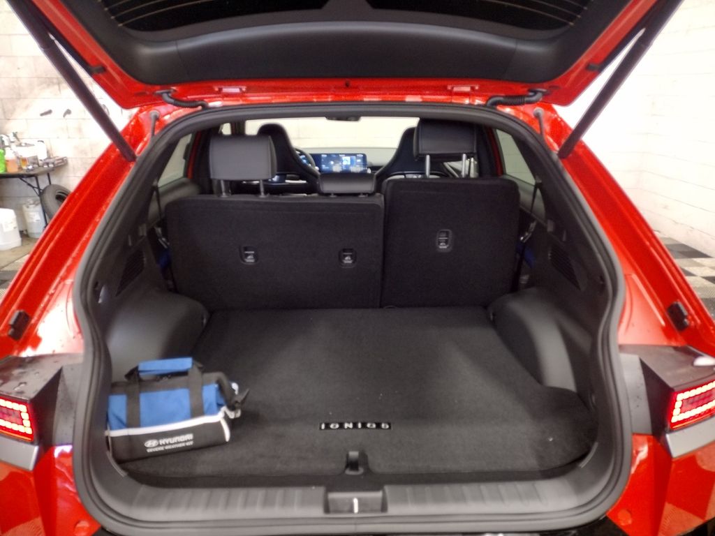 2025 Hyundai IONIQ 5 N Base