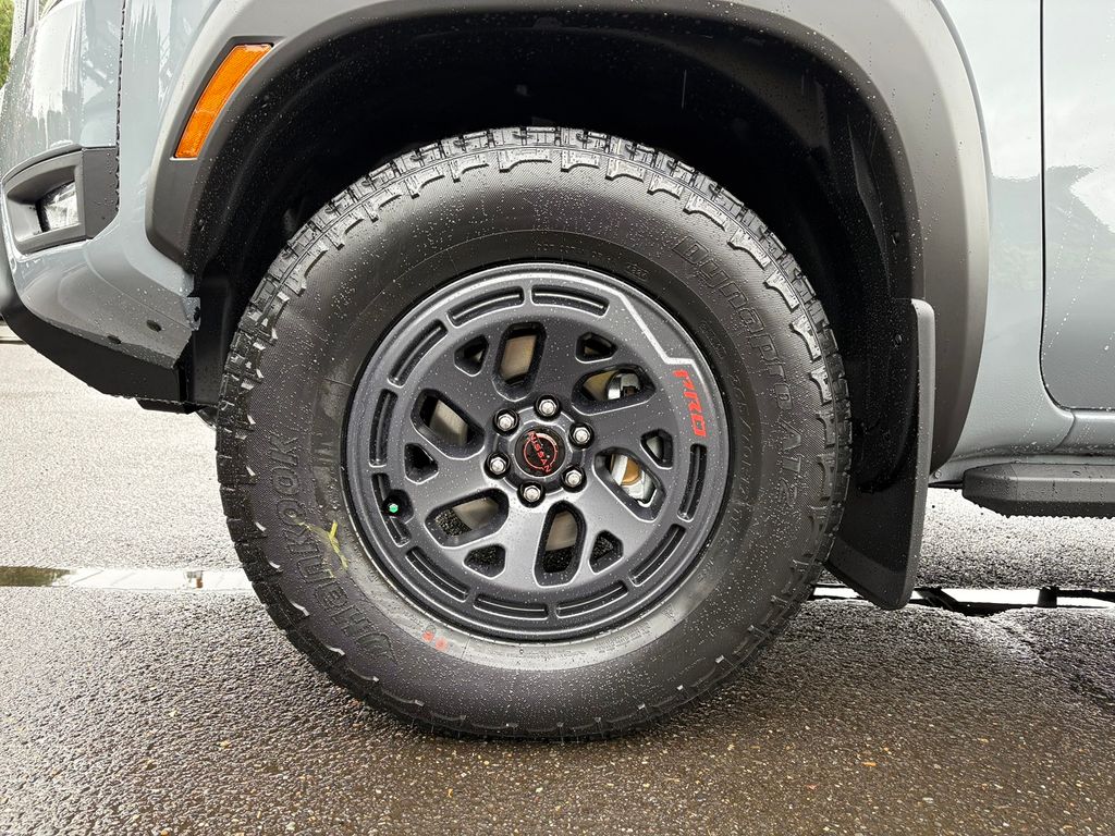 2025 Nissan Frontier PRO-4X
