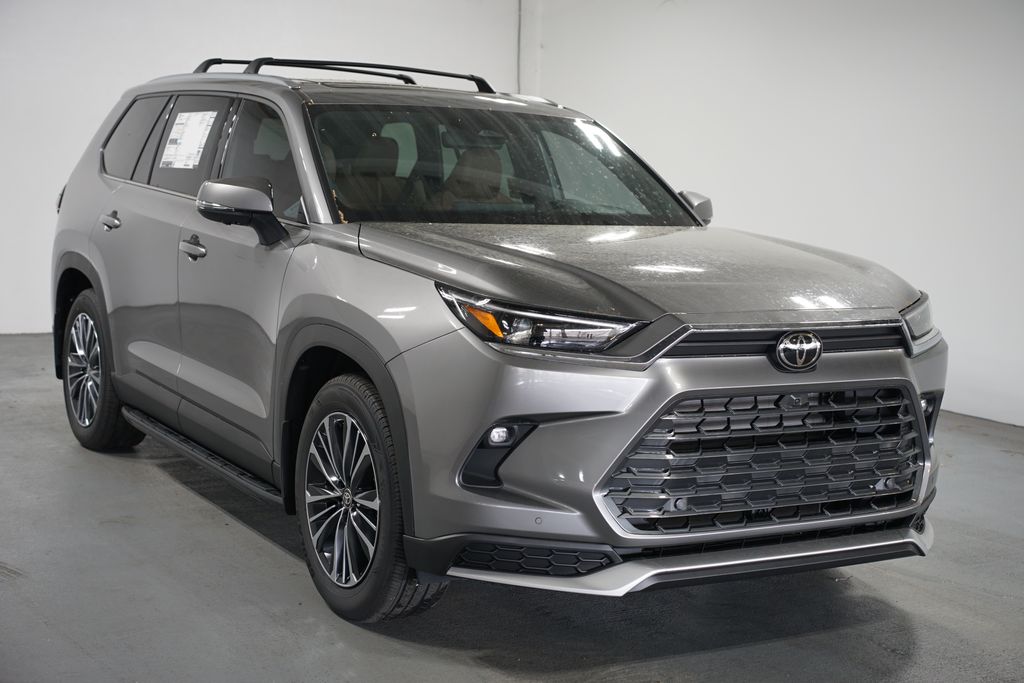 Thumbnail: 2026 Toyota Grand Highlander - 3