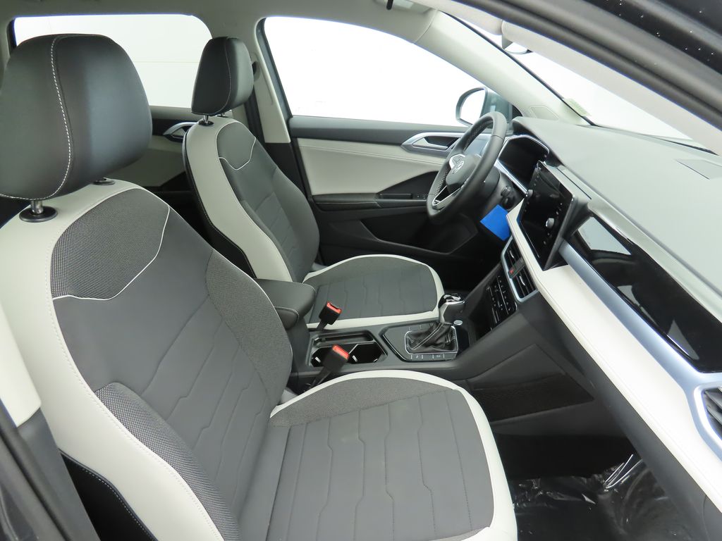 Thumbnail: 2026 Volkswagen Taos - 20