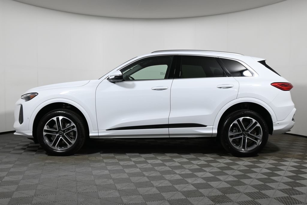 Thumbnail: 2025 Audi Q5 - 2