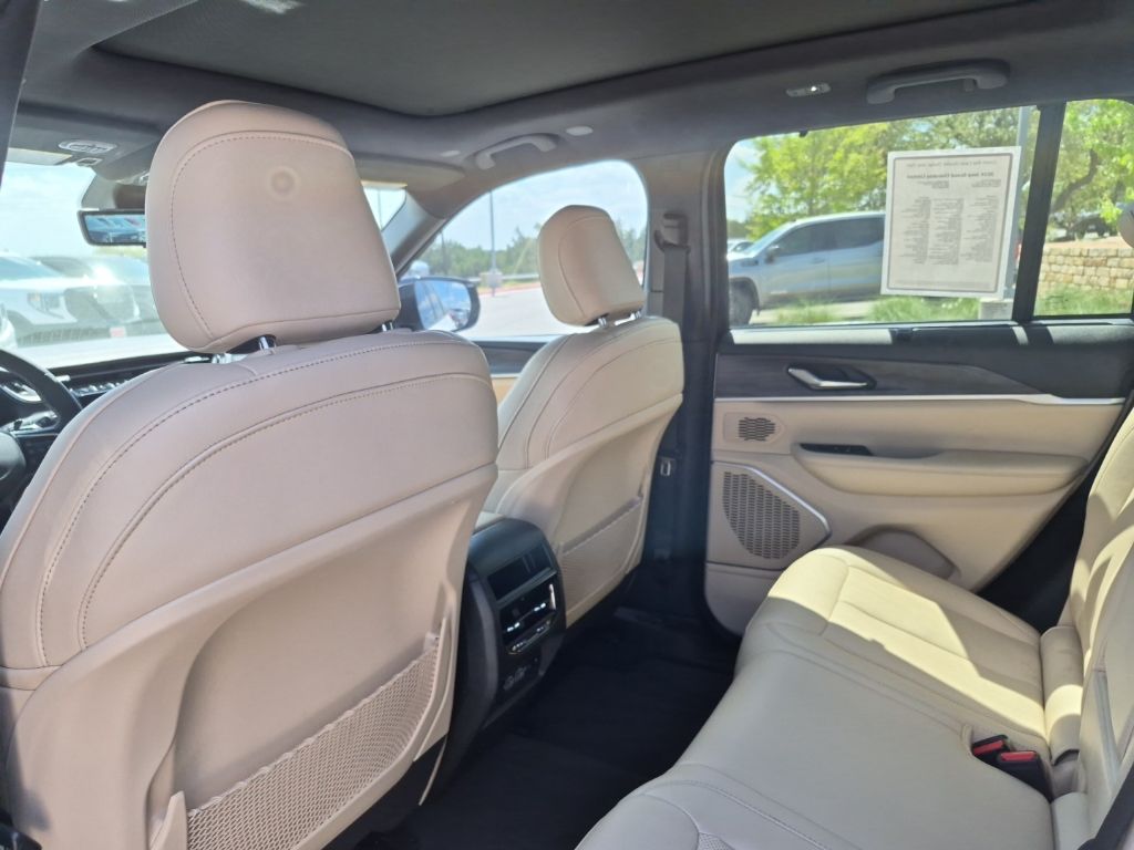 Used Car 2024 Jeep Grand Cherokee  Limited For Sale Under $40,000 In Austin, Texas