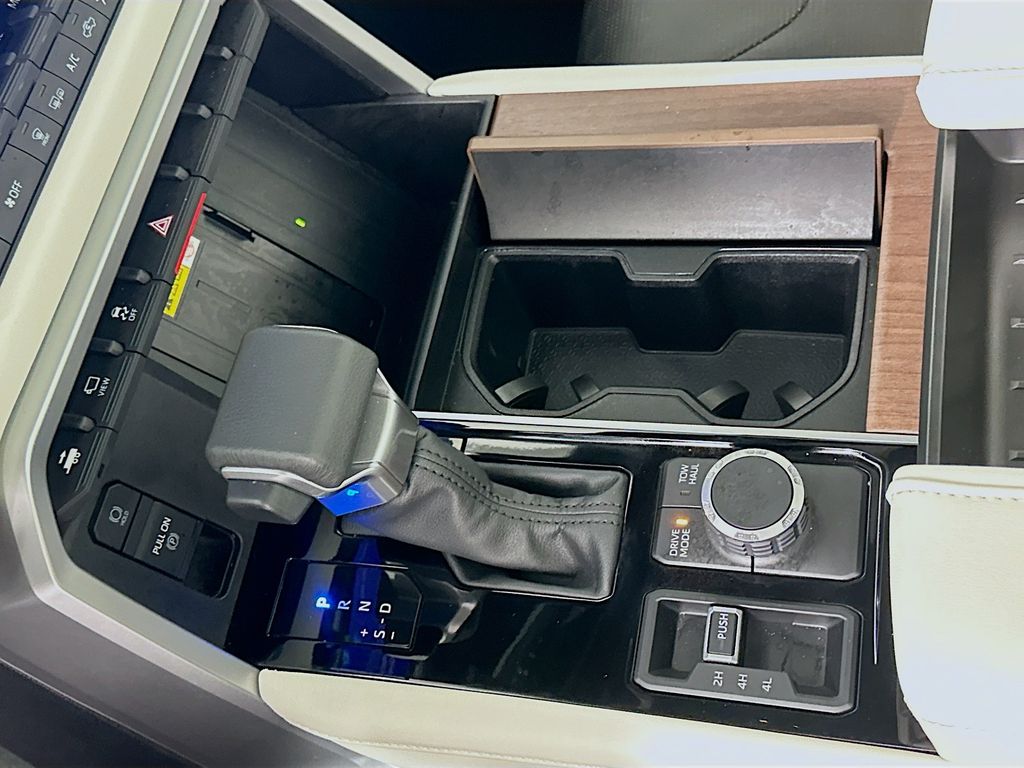 Thumbnail: 2023 Toyota Tundra - 17